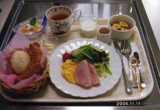 入院中のお食事の1例（朝食・洋食）